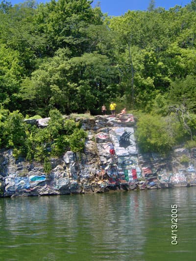Kentucky Lake Cliff Diving in Kentucky