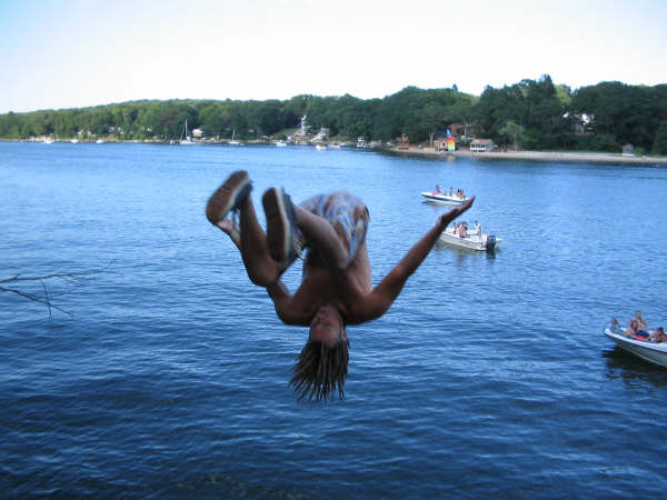 Indian Rock, Nianctic Cliff Diving in Connecticut